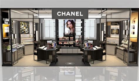 saks with chanel boutique